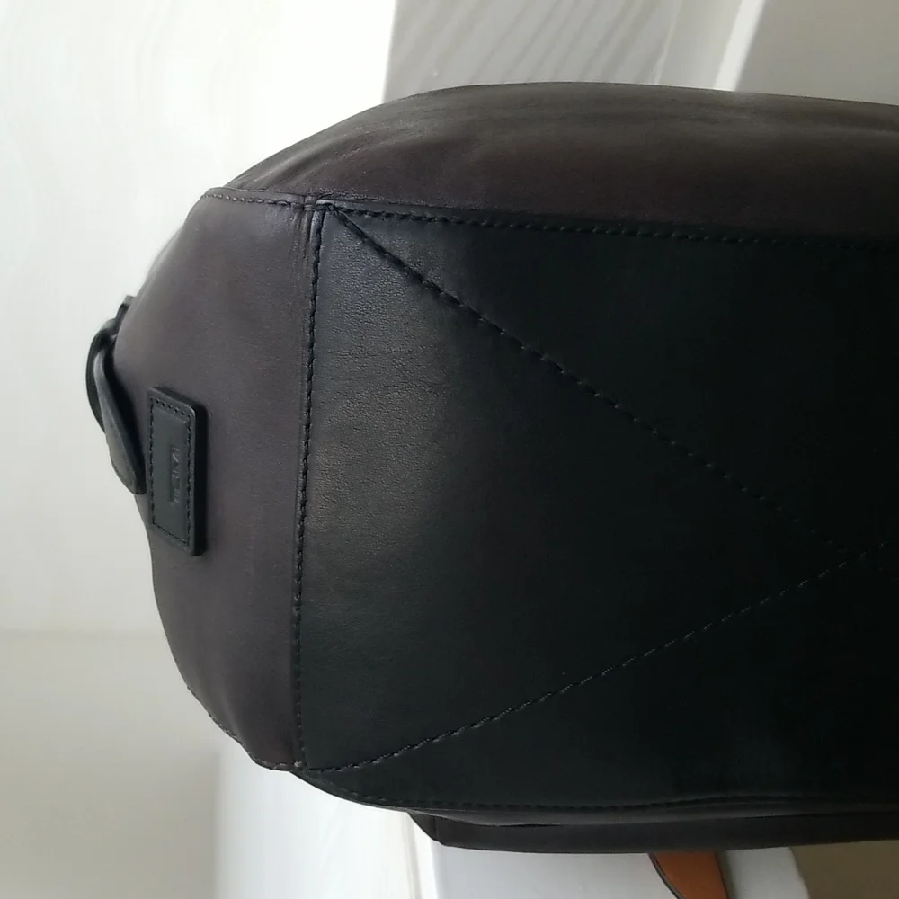 Tumi Santa Monica Mabery Boho Leather Convertible Hobo Shoulder/Crossbod…